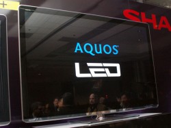 【CES】シャープ、RGB+「Y」フィルター搭載の新AQUOSを発表 － 国内でも発売予定