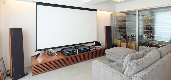 ���C���Z���[�ƃL�b�`�����Ȃ����r���O�ɂ������̃V�A�^�[���I�p�C�I�j�A��Mcintosh���f����