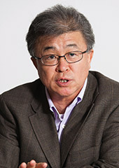 �{�� ����