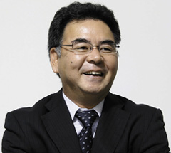 山崎一彦氏