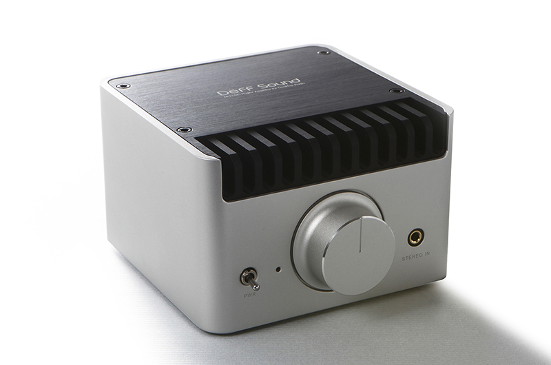 アンプ Desktop Hi-Fi Power Amp DDA-AMP1 Deff、デスクトップサイズのアルミ削り出しプリメイン「DDA-AMP1