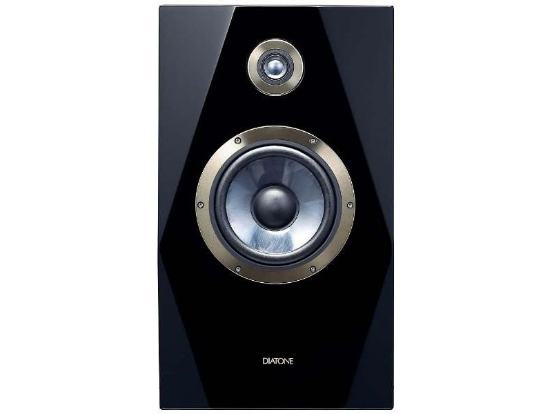DIATONEのブランド70周年記念スピーカー「DS-4NB70」にビックカメラ