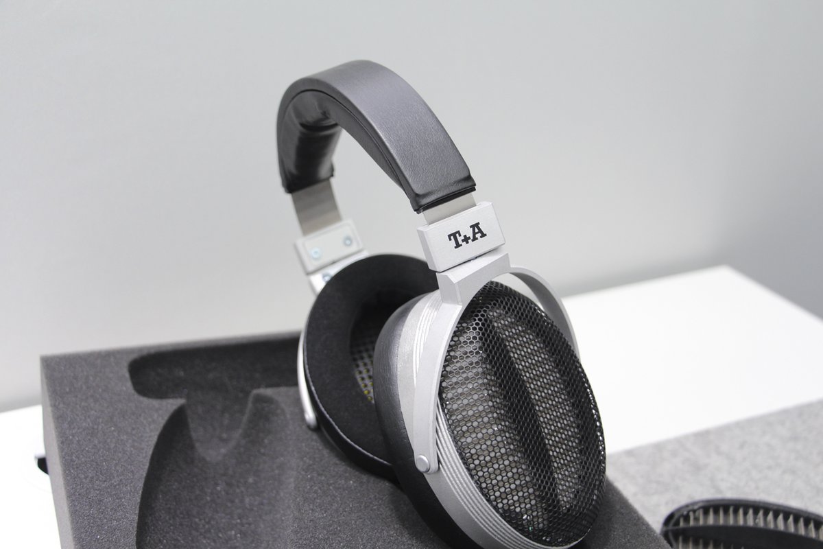 HIGH END＞T+A初のヘッドホン「SOLITAIRE P」開発発表。平面駆動型採用