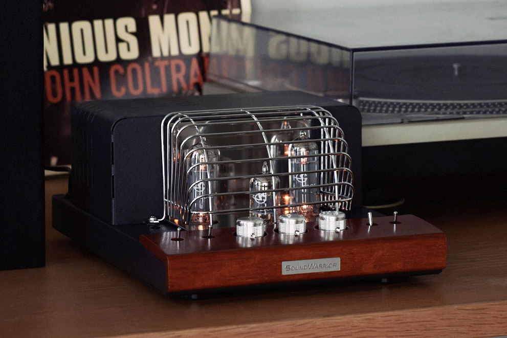 日本製 SOUND WARRIOR SWL-T20-SD 真空管アンプ 新品同様 直販ショップ限定特典付】SWL-T20-SD 真空管アンプ プリメインアンプ