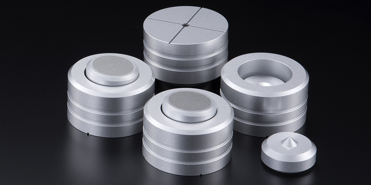 ティグロン、純マグネシウムによるインシュレーター「MZ-Grande」。新