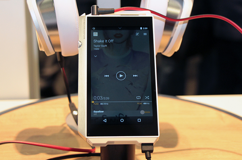 IFA＞パイオニア、初のハイレゾDAP「XDP-100R」を発表。11.2MHz DSDや