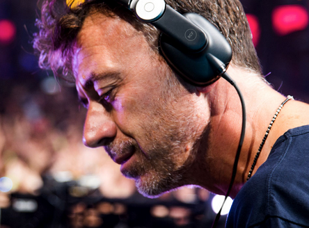 エレクトリ、ベニー・ベナッシ氏とコラボしたRCF社のDJヘッドホン