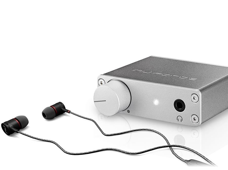 NuForce、DSD 11.2MHz対応の小型USB-DAC/ヘッドホンアンプ「uDAC5