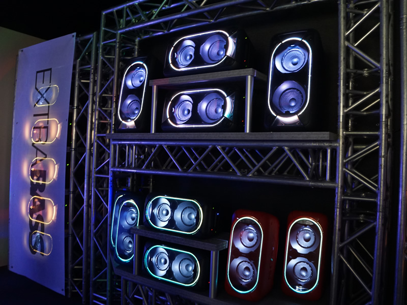 IFA＞ソニー、光る重低音ワイヤレススピーカー“EXTRA BASS”に大型