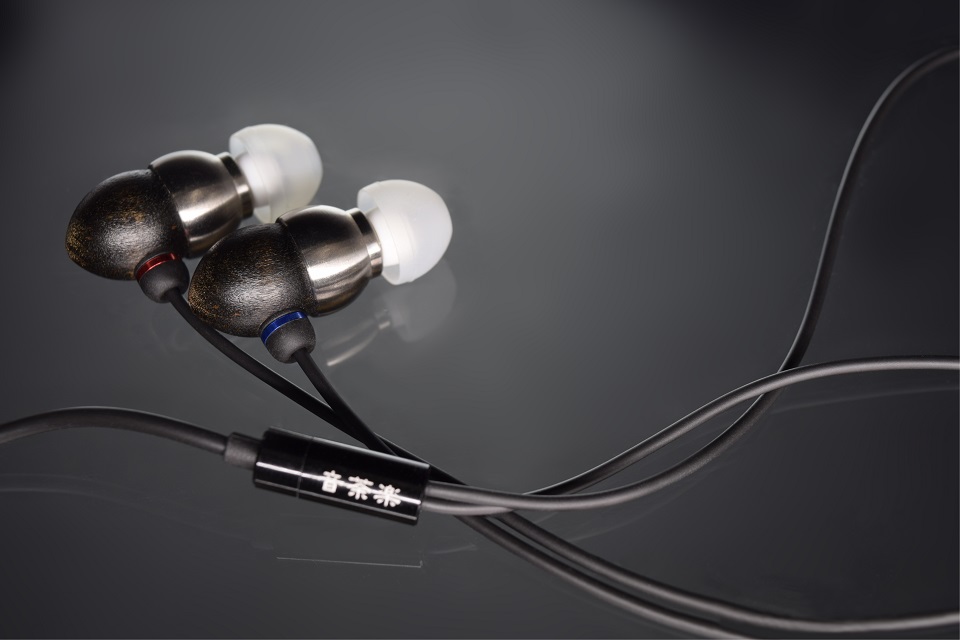 音茶楽 Donguri-欅Ti Plus 有線イヤホン 音茶楽、主要部品を一新し