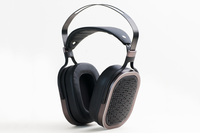 Acoustic Research、ヘッドホン「AR-H1」購入者30名に4.4mm5極バランス