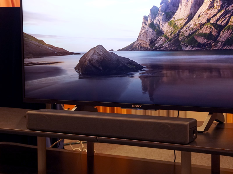 SONY HT-S200F サンドバー ソニー、テレビの前に置きやすいスリム形状のサウンドバー「HT-S200F