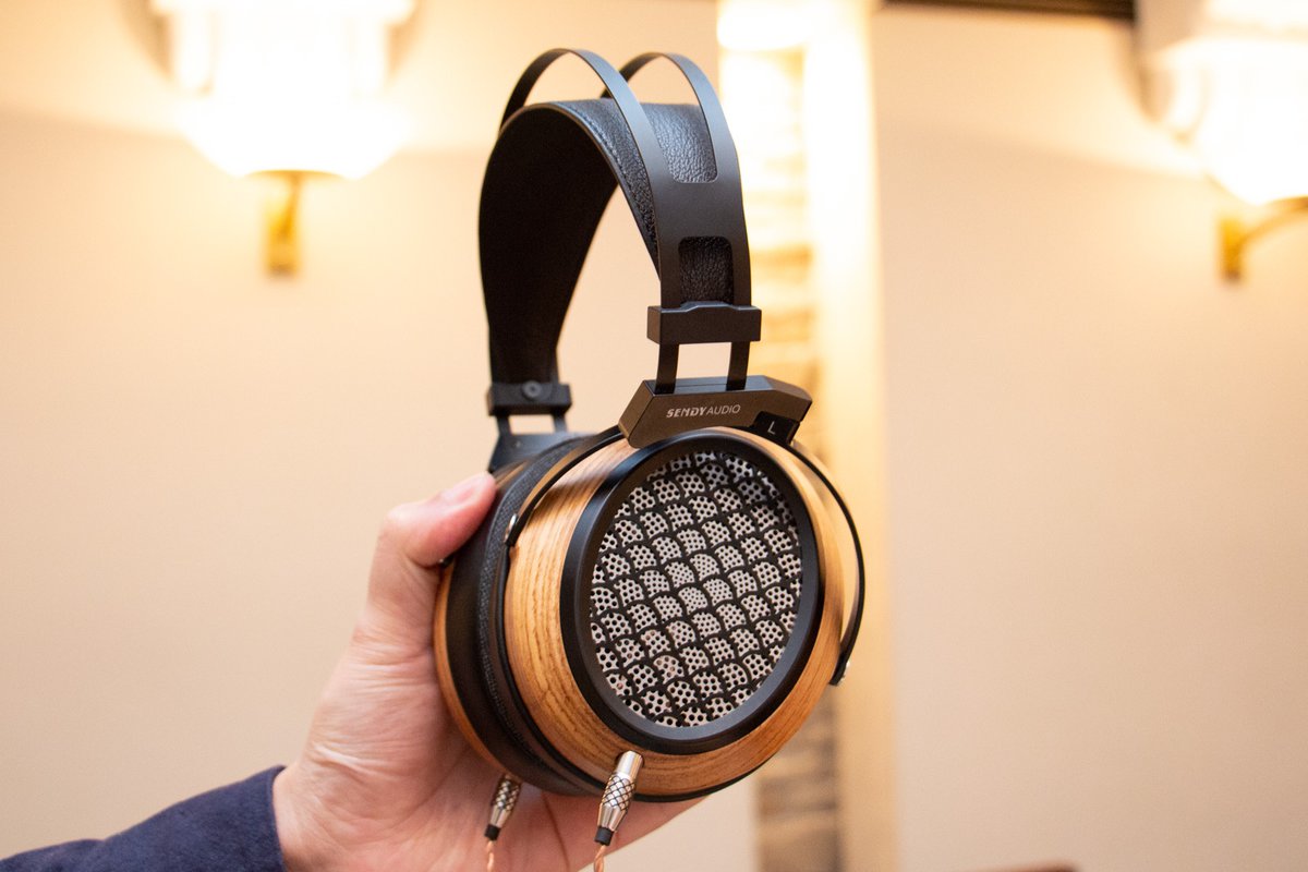 ヘッドホン祭＞sendyaudio、平面振動板＆黒檀ハウジング採用ヘッドホン