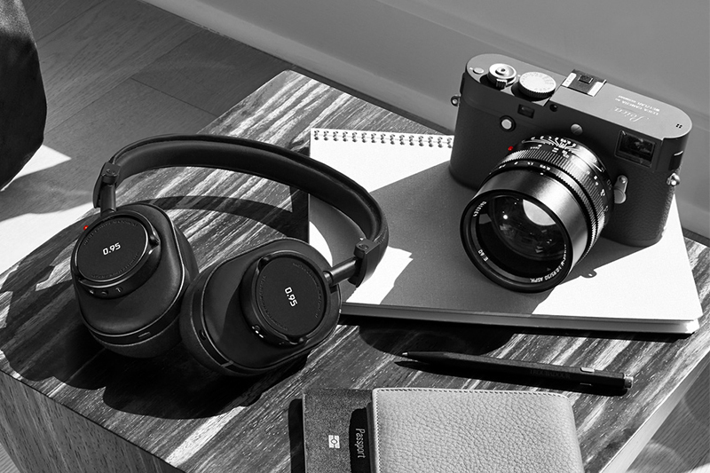 MASTER & DYNAMIC、ライカレンズとのコラボヘッドホン「MW60 Leica