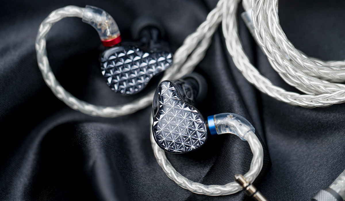 FiiO、Knowles製ハイエンド向けBAを初採用のIEM「FA9」。8パターンの