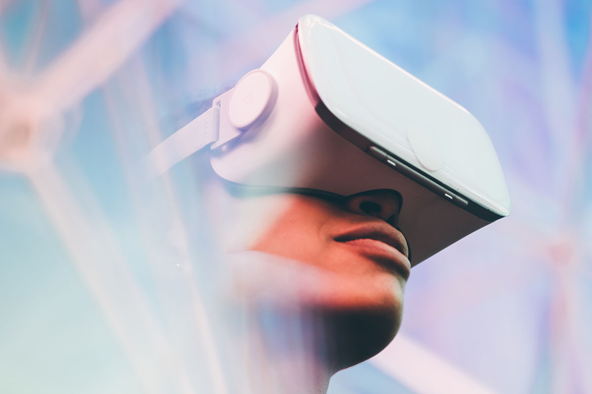 別の報道によると、AppleのAR/VRヘッドセットは来年まで延期、WWDCでのプレビューの可能性は低い