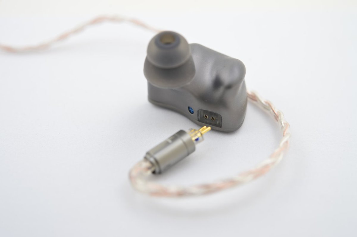 カスタムiem Hisenior T2」 実質100ドル程度のKnowles製2BA搭載カスタムIEM