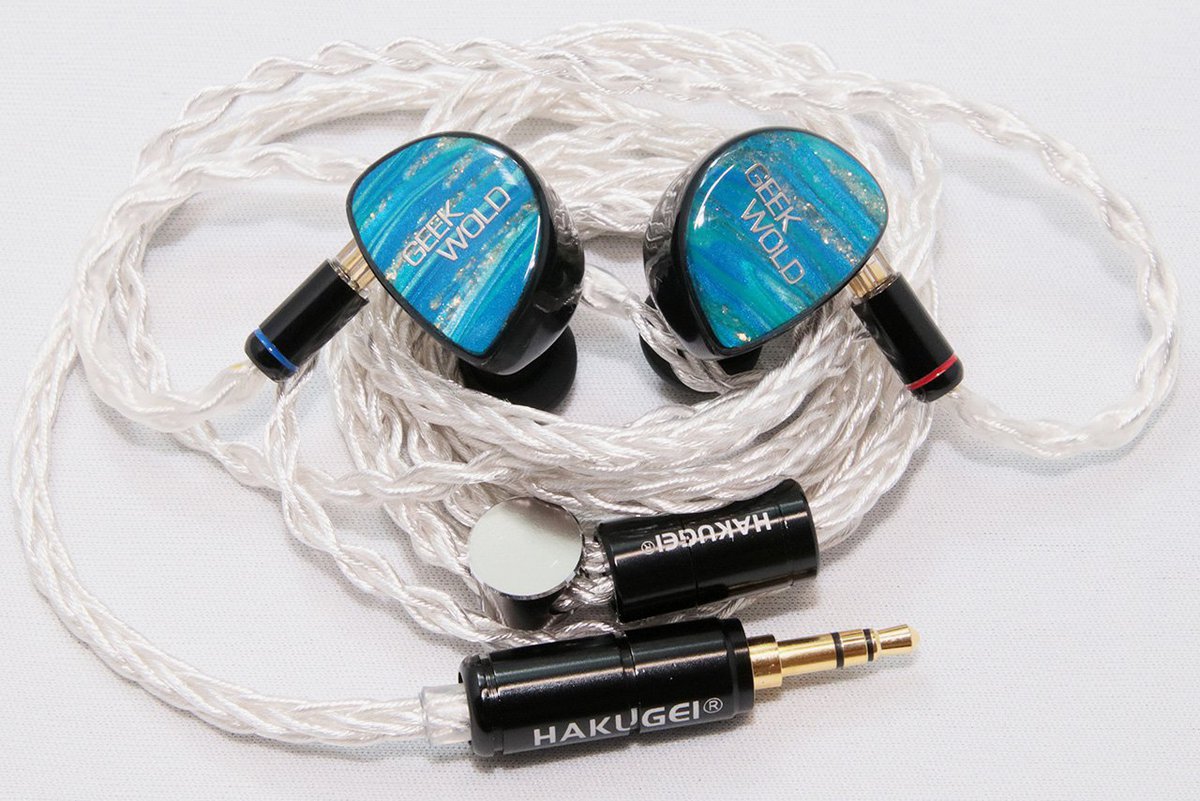 GEEK WOLD、ダイナミック／BA／ピエゾドライバーを組み合わせて3万円