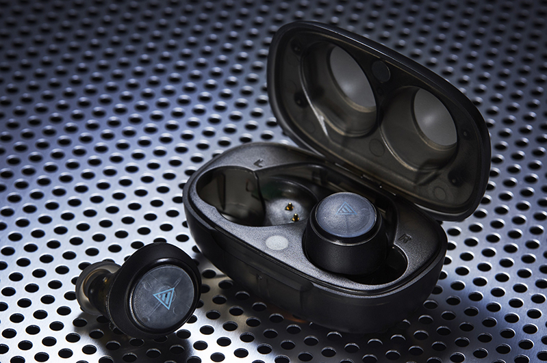 ANIMA、完全ワイヤレス「ANW01」に “モノトーンでシックな” 新色