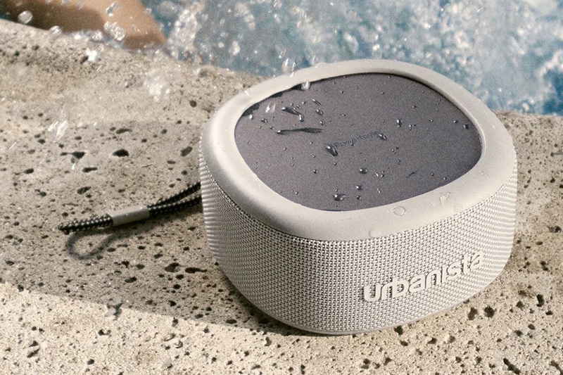 urbanista Malibu ソーラー充電スピーカー ワイヤレススピーカー MALIBU〔マリブ〕 Bluetooth ソーラー充電機能