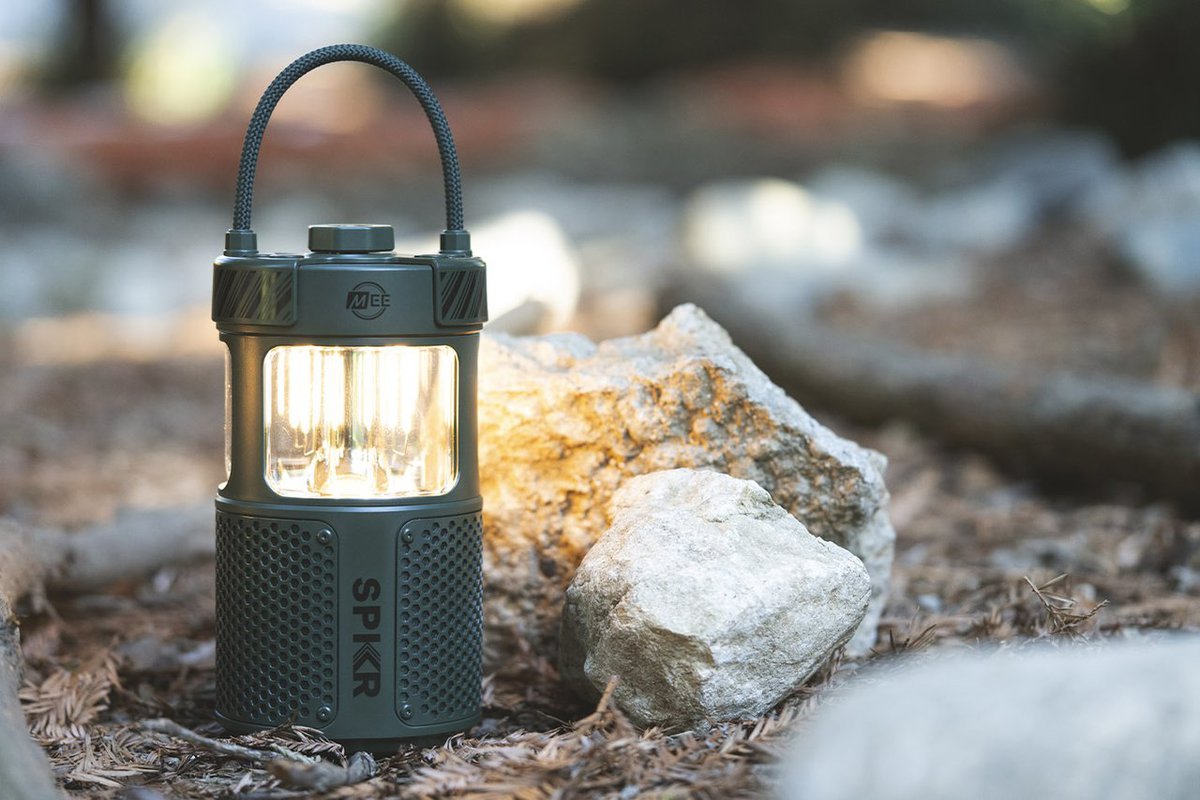 MEE audio、ランタン搭載の360°全方位型Bluetoothスピーカー