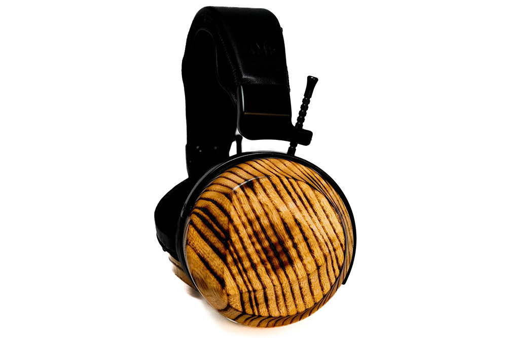 ZMF headphones、密閉型ハウジング採用の平面磁界ヘッドホン「Caldera