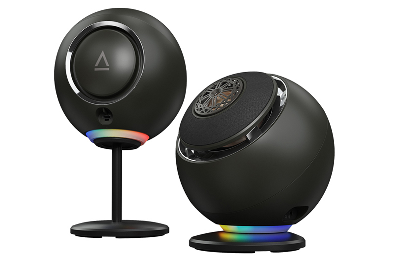 クリエイティブ、同軸ドライバー構成のコンパクトUSBスピーカー