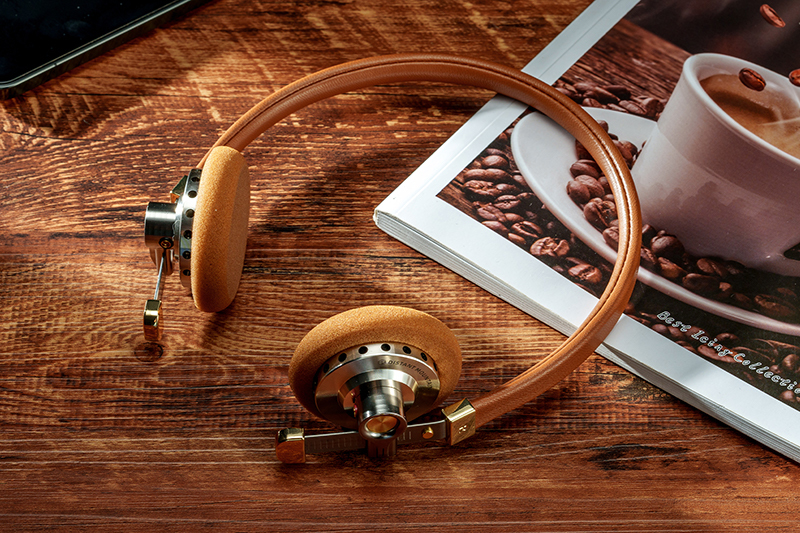 ROSE、80年代風デザインのオンイヤー型有線ヘッドホン「DISTANT