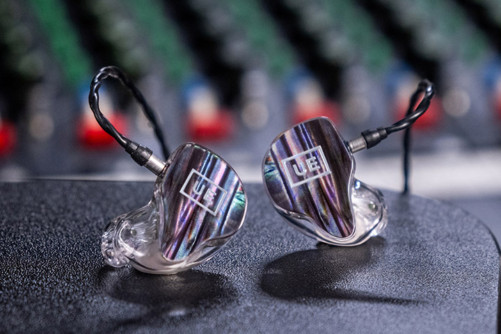 期間限定値下げ UE Reference Remastered To-Go Ultimate Ears UE Reference Remastered Plus Pro To-Go – e☆イヤホン