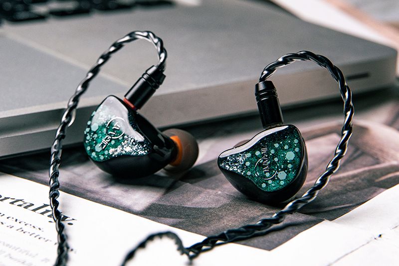 美品)ELY-SIA 「GAIA」 ナイコム、「ZiiGaat」ブランド製品を取扱開始。第1弾はハイブリッド