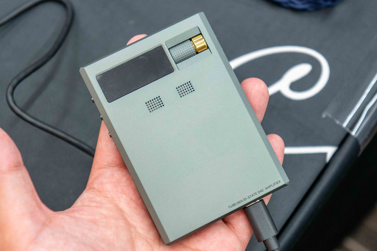 ヘッドフォン祭mini】Cayinから真空管ポタアン「RU9」と交換モジュール