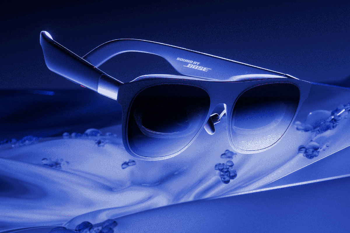 XREAL、本体だけで2D映像を3D化できるARグラス「XREAL 1S」。自社開発