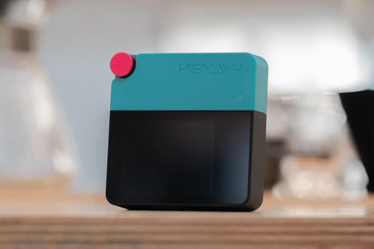 HiBy、Bluetooth DAC／アンプ「W4」に新色Cyan追加。5/29発売 - PHILE WEB