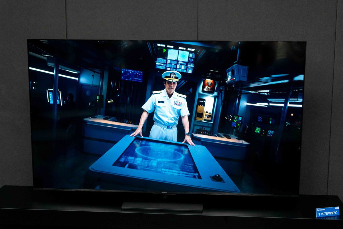 パナソニックの4Kビエラは“黒の表現”を追求。『沈黙の艦隊』の吉野監督