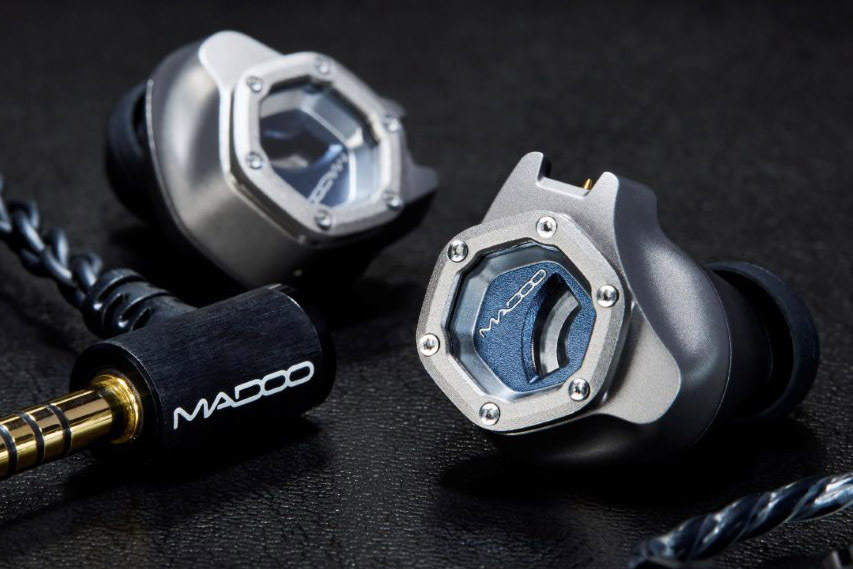 MADOO、金蒸着パッシブラジエーターを装備した平面磁界イヤホン