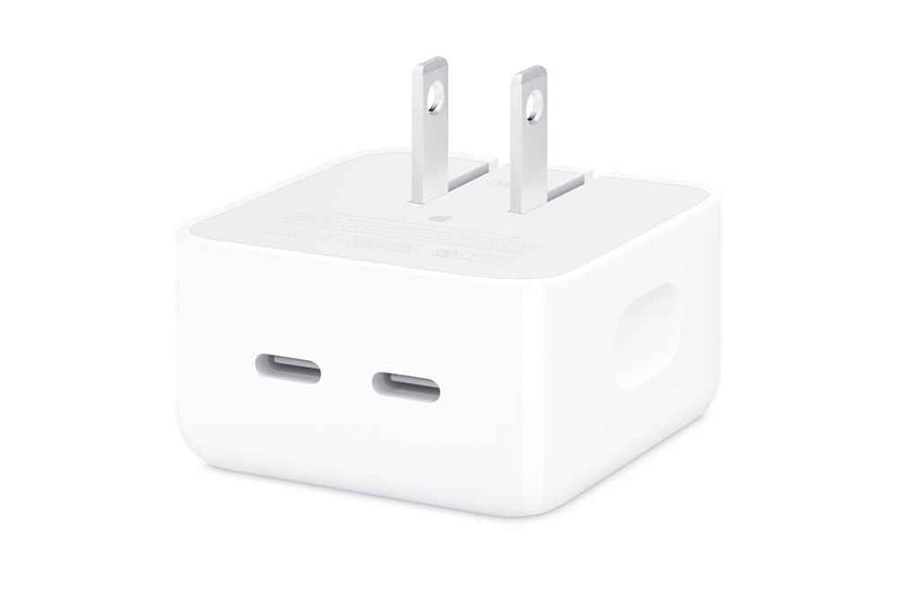 アップル、2つの機器を同時充電できる「35W電源アダプタ」。通常