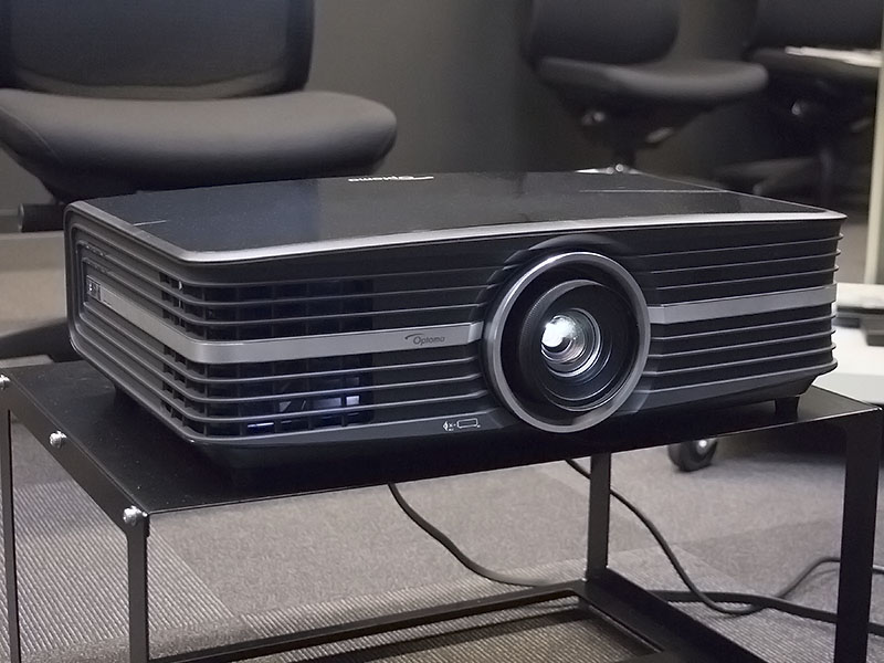 Optoma HD26フルHD DLPプロジェクター本体【美品】 Optoma HD26フルHD DLPプロジェクター本体【美品】 価格.com