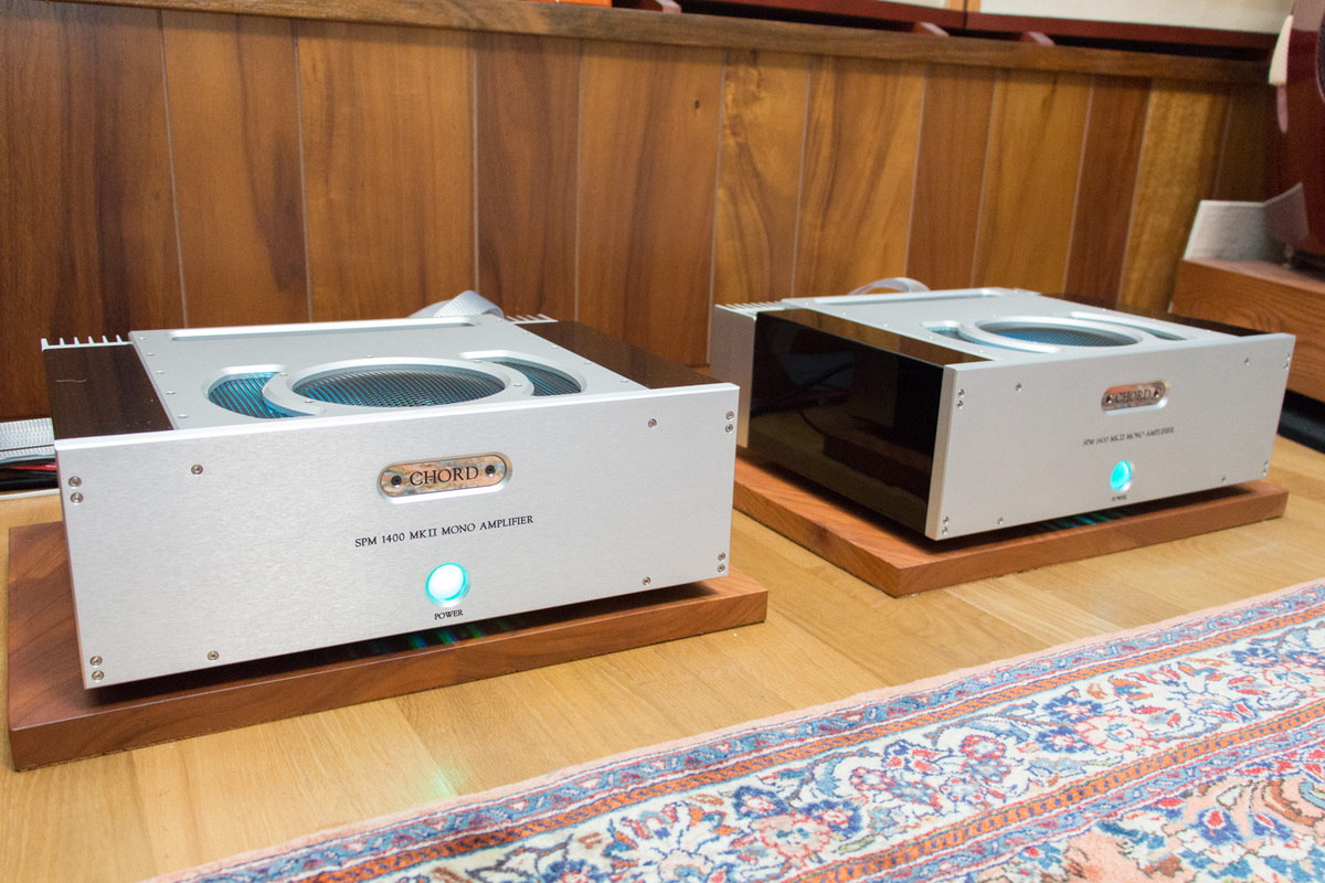 CHORD SPM1200B ステレオ パワーアンプ CHORD SPM1200B ステレオ パワーアンプ