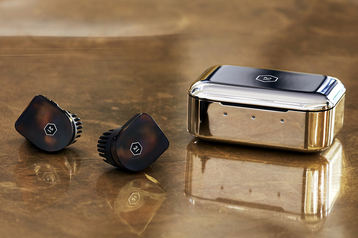 宝石のような美しさ” ＋高音質＋高機能。MASTER&DYNAMICの完全