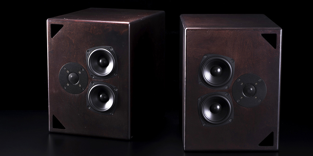 ソースへの忠実さ、瑞々しく有機的な音色。業務用機器の技術をHiFiに