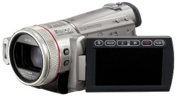 パナソニック、総画素915万の新3MOS搭載AVCHDビデオカメラ4機種を発売 - PHILE WEB