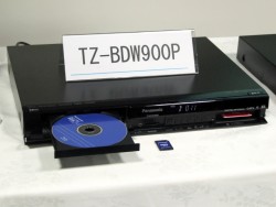 パナソニック、世界初BDドライブ＆HDD内蔵のCATV用STBを発売 － AVC8倍 