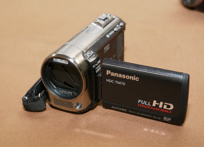 ビデオカメラ  HDC-TM70 パナソニックの1MOSモデルHDC-TM70/TM60/HS60 3機種を発売