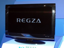 更新】東芝、BDプレーヤー内蔵“REGZA”を発売 － USB HDD録画にも対応 