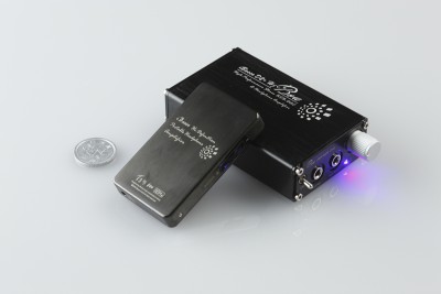 USB経由で充電が可能 － iBasso Audioの“超小型ヘッドホンアンプ”の 