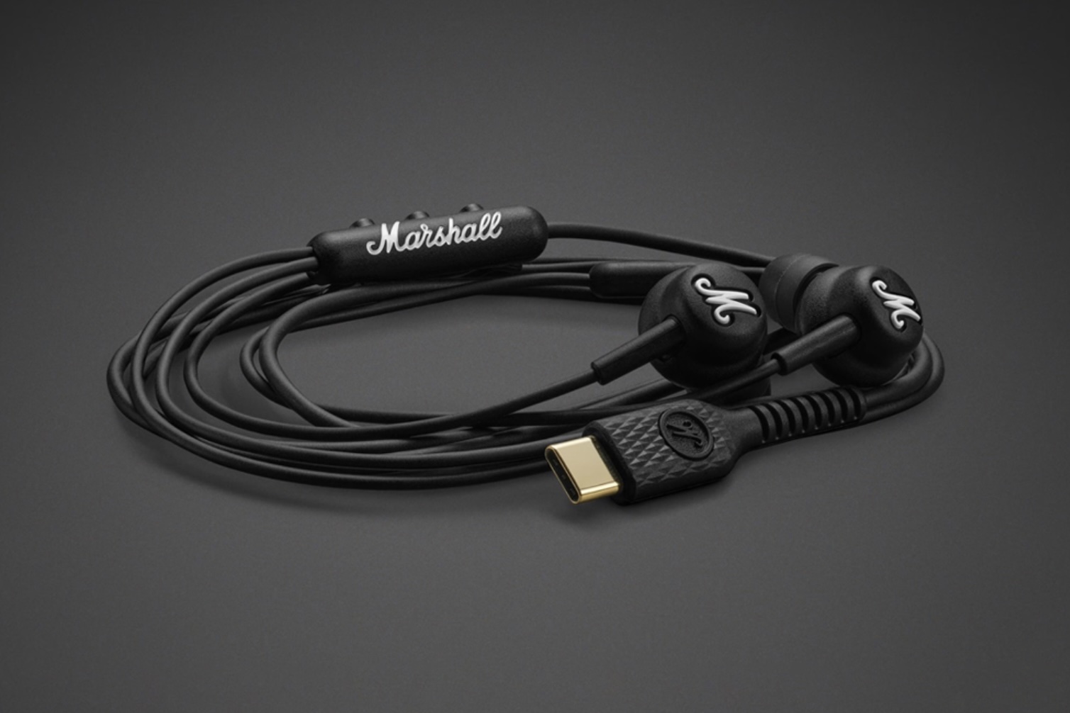 �V�^iPhone�ɂ��s�b�^���I �X�}�z���}���A�o�b�e���[�s�v�̗L��USB�C���z���ƃw�b�h�z���̂��E�߂́H