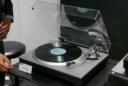 テクニクス、“Hi-Fi入門”ターンテーブル「SL-1500C」。オート