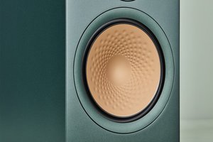 新品未開封）英国Monitor Audio創立50周年記念　国内50台限定販売品 Monitor Audio、英国伝統“ヘリテージグリーン”の50周年記念