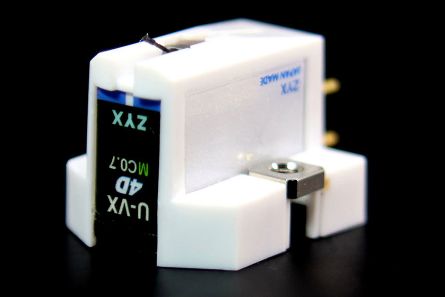 ZYX、モノラルMCカートリッジを全面刷新。「アルティメイト・VX