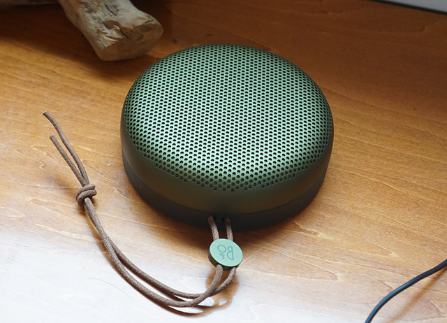 B&O Beoplay A1ワイヤレススピーカー オリーブグリーン B&O BEOPLAY A1 オリーブグリーン Bluetooth